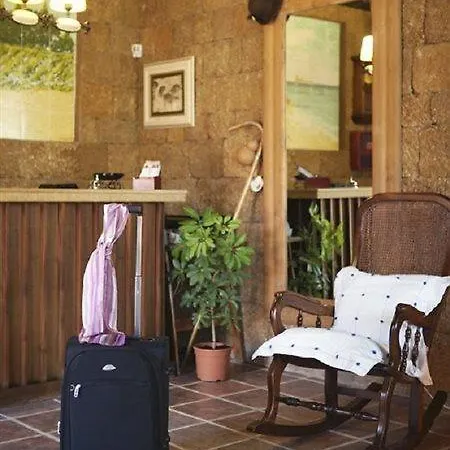 Hospederia Santiago 2*